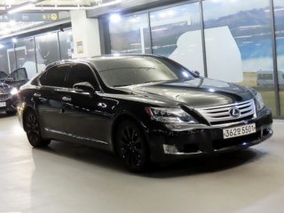 LS600hL 4인승